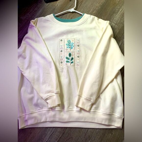 VTG Floral Embroidered Sweatshirt Crewneck Sweater Cream Blue Size M L - Picture 1 of 10
